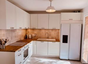 Villa les santons vue panoramique mer Golfe de Saint Tropez 4 étoiles