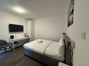 Double Room room in dreams Düsseldorf
