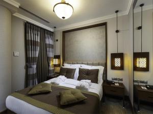 Manesol Boutique Galata