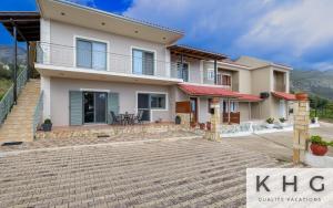 Hermes luxury apartment in Vlachata village!