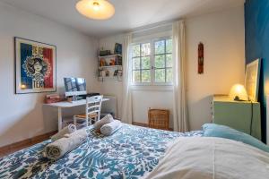 Villas MAS DE GAIRAUT VI4395 By Riviera Holiday Homes : photos des chambres
