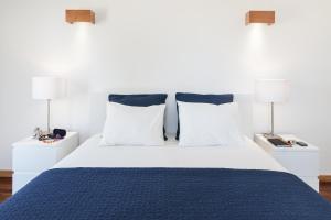 Deluxe Double Room (2 Adults + 1 Child) room in Monte Beato