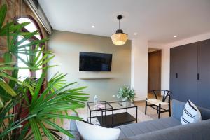 Beautiful 2BR in Casco Viejo