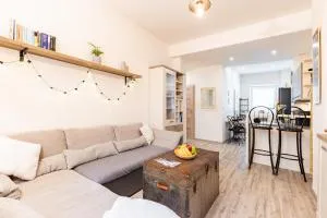 Charming Flat, Steps from Castle - Historic Part - Vinohrady