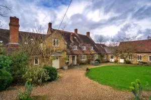 Finest Retreats - New Park Farm - 温坎顿