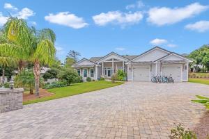 SOUTHERN SEABREEZE 5BR POOL & BEACH by Barclé