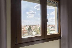 Apartamento EL MIRADOR, recepción 24 h, piscina, wifi y parking interior