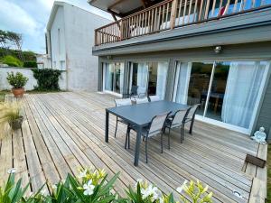 Maisons de vacances Welcoming new architects house with jacuzzi : photos des chambres