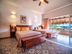 Casa Maka - Stunning Oceanfront Villa