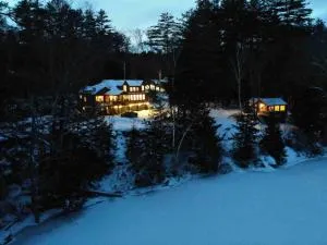 Two Lake Houses - Warner