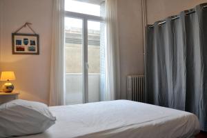 Bright apartment close to city centre