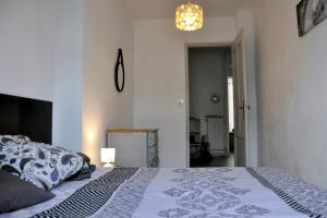 Bright apartment close to city centre