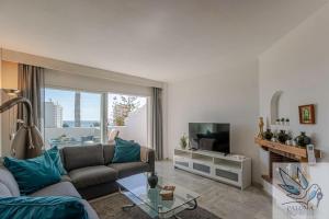 BenalgolfPenthouse with Wonderful Sea Views