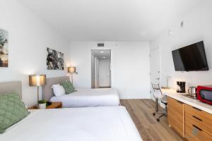 Infinity View - Balcony - Pool - Gym - Near Beach