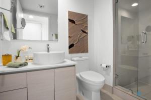 Infinity View - Balcony - Pool - Gym - Near Beach