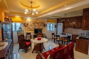 Idaion Guesthouse,By IdealStay Experience - Като-Аситес