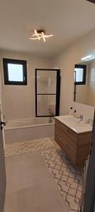 Chambre entre mer et montagne