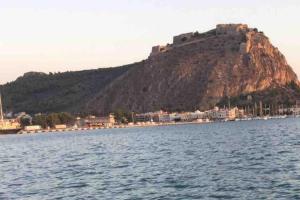 Hide Away Home in Nafplio Discounts