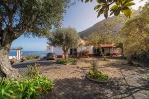 Casa do Terreiro by An Island Apart - Boaventura