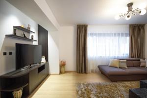 Urban Retreat by Herăstrău Park