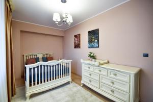 Urban Retreat by Herăstrău Park