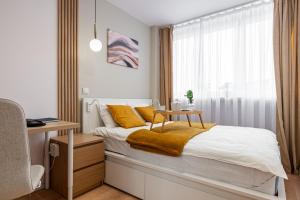 9th Floor Wroclaw Business Apartment by Rentujemy