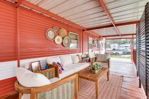 Pet-Friendly Brownwood Home Walk to Lake!