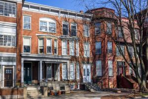 Flats on Front - Riverfront Gem Fast Wi-Fi 3F