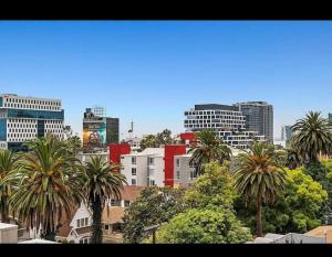 Hollywood 2Bed Apt w Rooftop pool & Panoramic View
