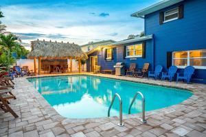 TIKI BLUE-Fun for Big Groups-Near Beach, Hot Tub, Heated Pool - Strutture non classificate a Cocoa Beach