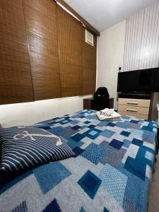 Apartamento, praia e streaming - 100m da orla de Copacabana