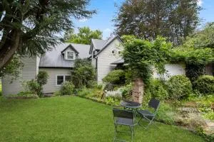 Sunrise House - Hazelbrook