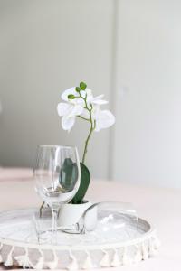 A Chic Apt with a Large Balcony Next to Grand Prix