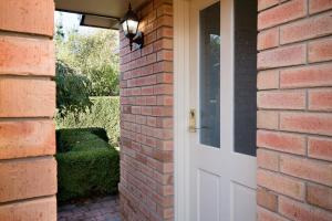 Homely Unit Located Near the City with Parking and Wifi