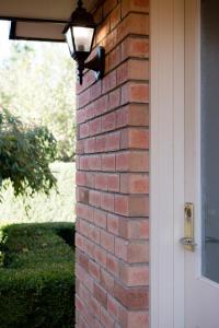 Homely Unit Located Near the City with Parking and Wifi