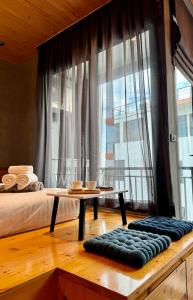 Niran NaiHarn, Serene Studio Retreat, Relife Windy