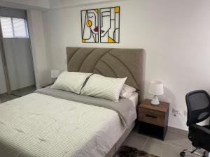 Acogedor apartamento cerca de clínica en Fblanca