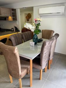 Acogedor apartamento cerca de clínica en Fblanca