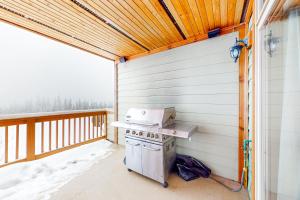 Snowfall Lodge 7