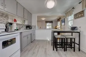 Comfy bungalow and fast Wi-Fi! - Wheat Ridge
