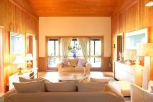 Celestial Dew 4br House in the Heart of Tyalgum - Grevillia