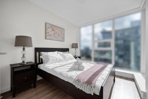 Stylish and Tranquil Retreat in Richmond City Center