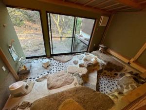 箱根温泉ヴィラ 源泉かけ流し bbq付き グループ宿泊に最適