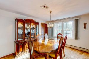 Centerville Hideaway