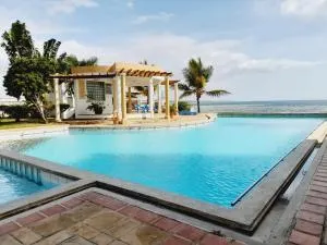 Lux Suites Dofils Almasi Apartments - Nyali