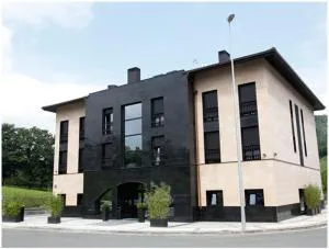 泽拉餐厅酒店 - Zaldibia