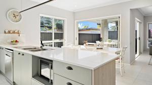 Seachange Umina- Modern, close to shops, beach