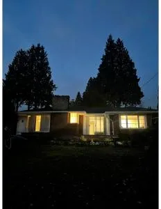 Home in West Vancouver - 西温哥华