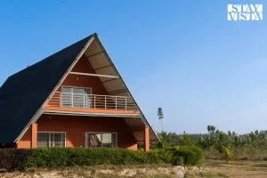 StayVista at Golden Triangle Kabini with Bonfire, River View & Comp Beakfast - Nanjangūd