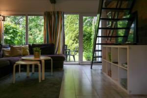 Fee 5 pers Modern holiday home with sauna and fenced garden